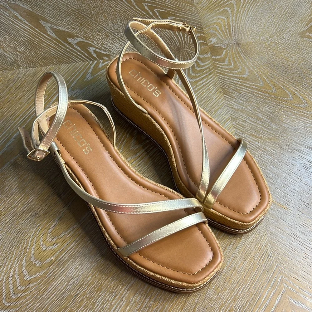 CHICO’S Gold Strap Espadrille Wedge 8